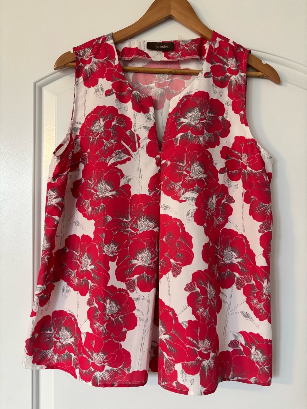 CROSBY.  Red White Abstract Floral Pleated Sleeveless Blouse Top LARGE